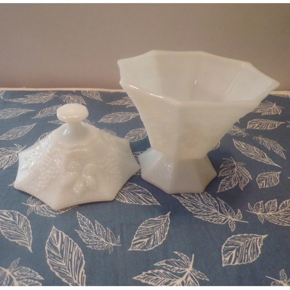 Vintage Milk Glass Candy Dish Octagonal Pedestal White Grapes